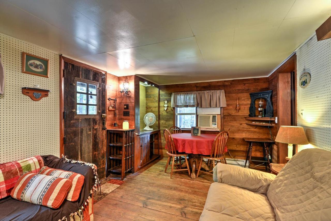 Rustic Bedford Cabin Near Hunting And Fishing Villa Eksteriør billede